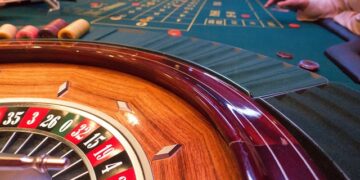 Cpaz8Y.game-bank-1003151-640