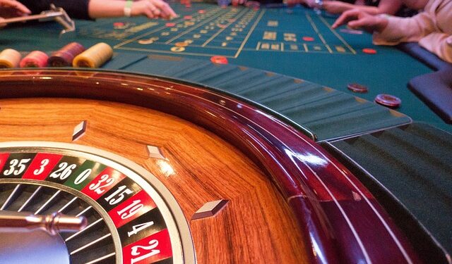 Cpaz8Y.game-bank-1003151-640